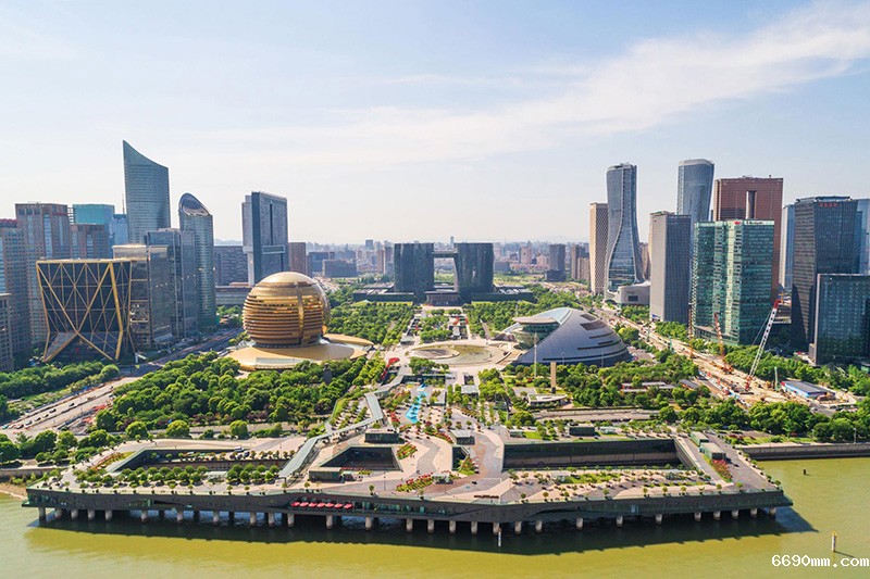 1647933706700557E880.jpg 8.(重点)杭州钱江新城城市阳台.jpg